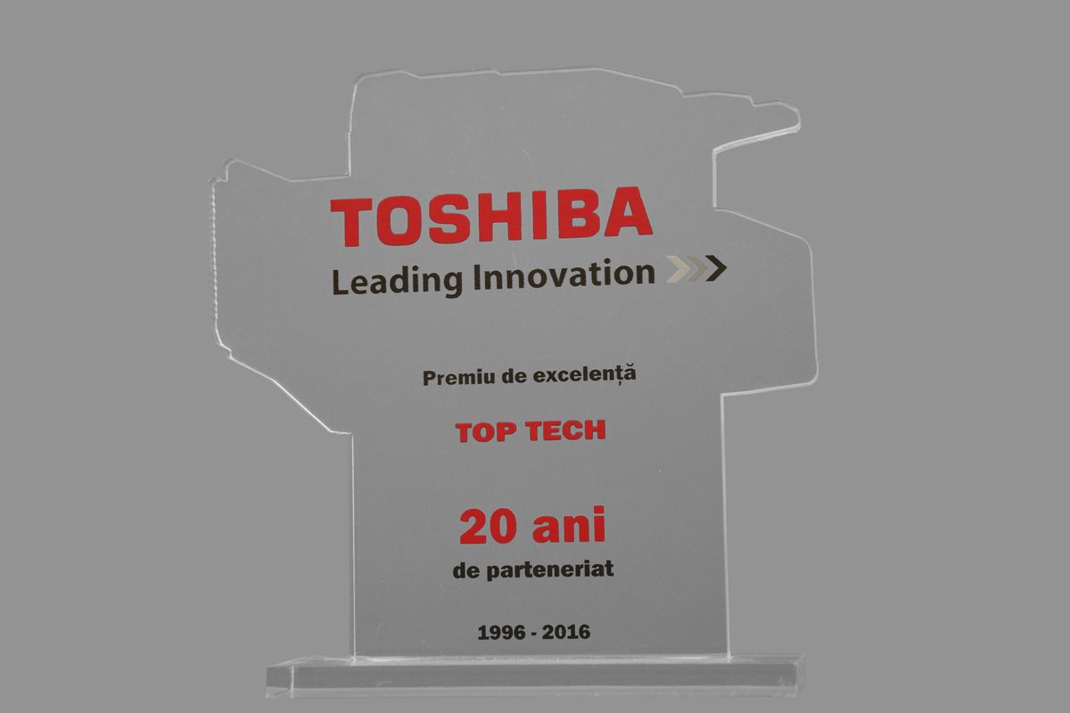TopTech - Toshiba Premiu de excelenta 20 de ani de parteneriat